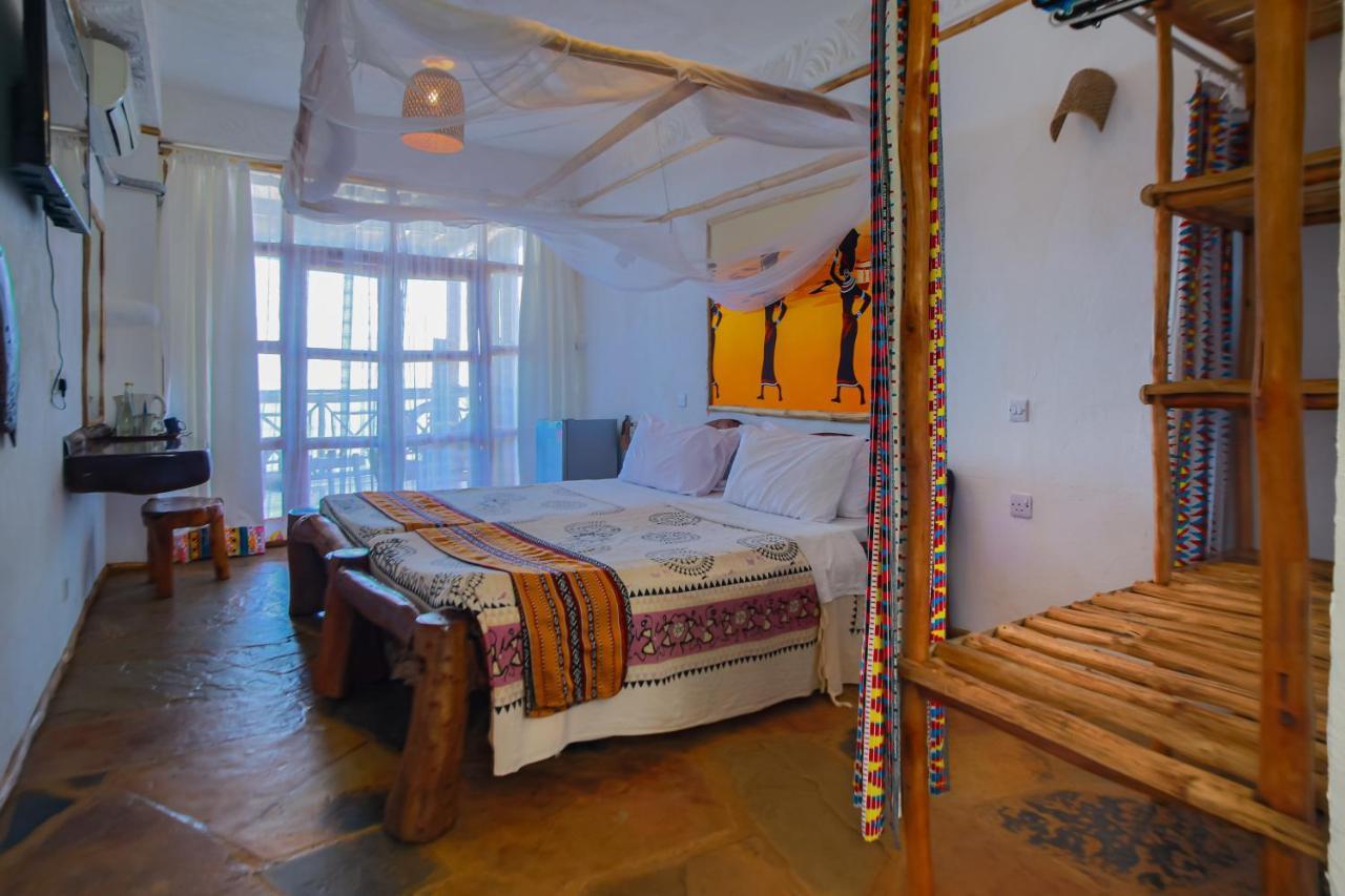 במבורי Ziwa Beach Resort מראה חיצוני תמונה
