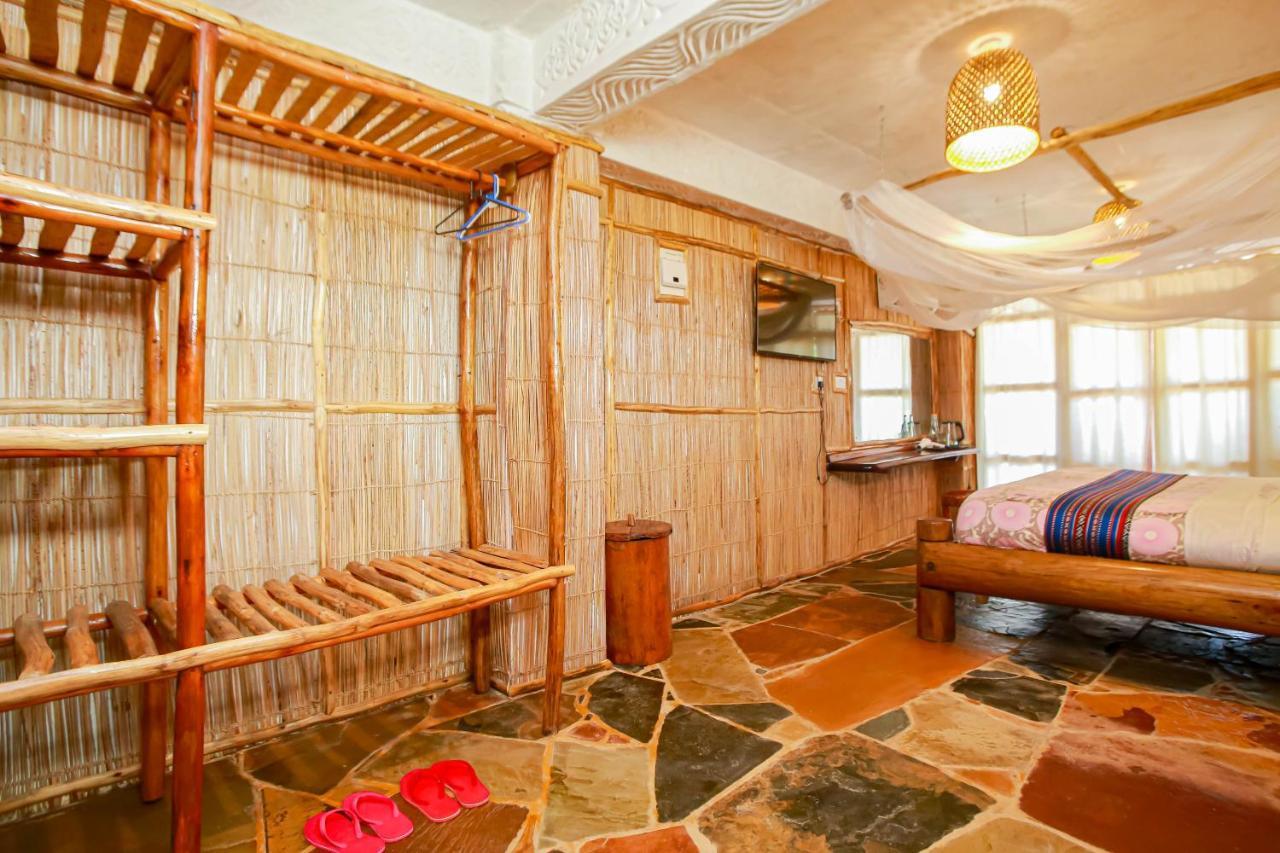 במבורי Ziwa Beach Resort מראה חיצוני תמונה